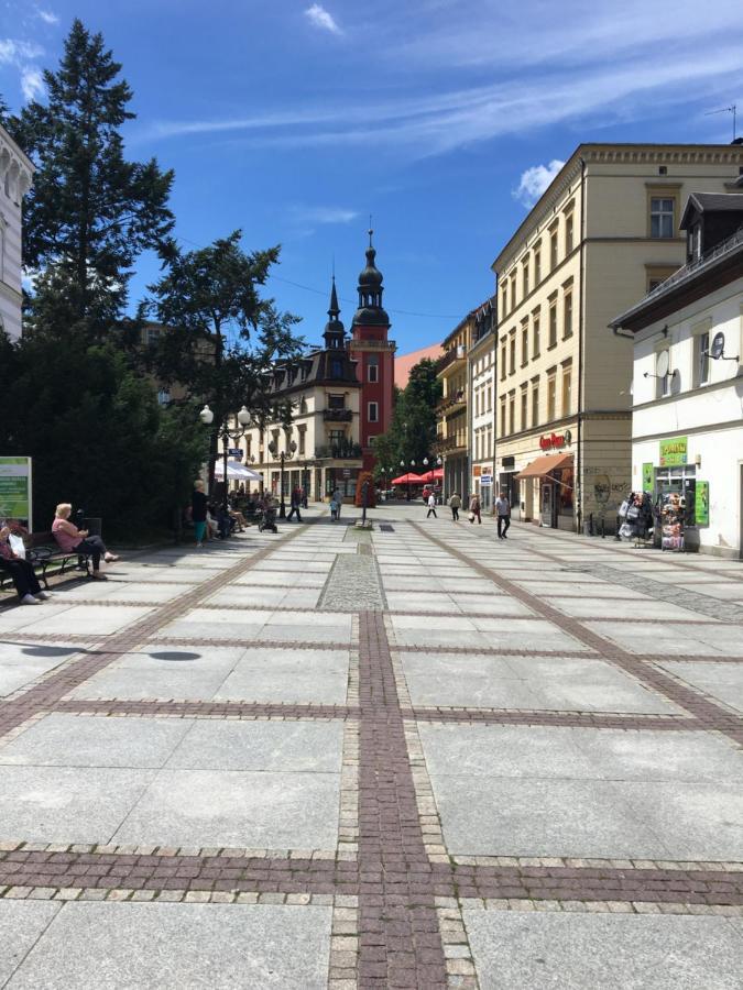 Ferienwohnung Bibi Apartament Jelenia Góra Exterior foto